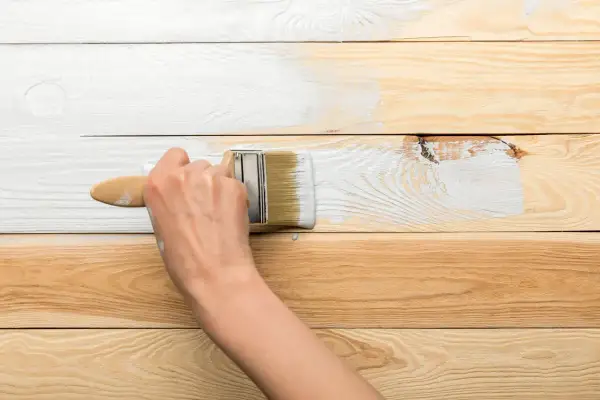 Malowanie boazerii: Odmień wnętrze bez szlifowania! Poradnik